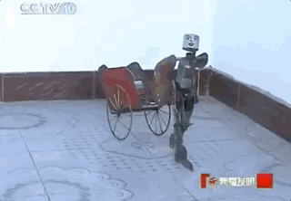 慢著,先別急著罵他low