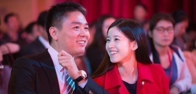 阿里巴巴|妻子是支付宝CEO,丈夫创立淘宝却黯然离职,如今成功捧出拼多多