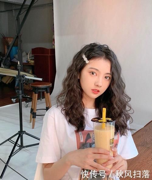 别乱剪头发2020年最火的4款发型,显脸小又时髦,明星都剪了