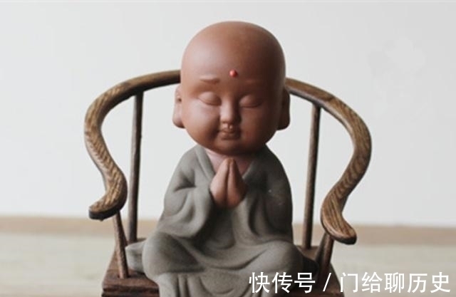 曾国藩@老实人不够圆滑,熟记这两条处世口诀,也可以游刃有余