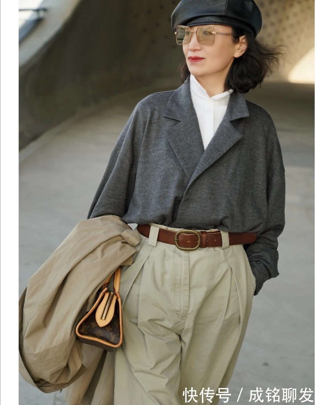 构造|57岁的三木妈时尚感不输女儿,自然优雅端庄大气,美得与众不同