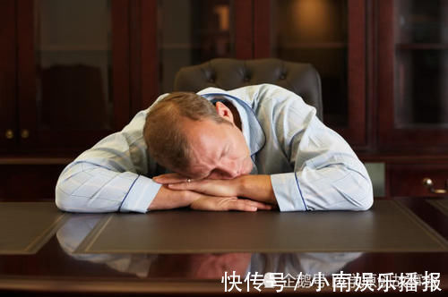 寿命|寿命长的男人,晚上常有七个共性,若你七个都有,恭喜很健康