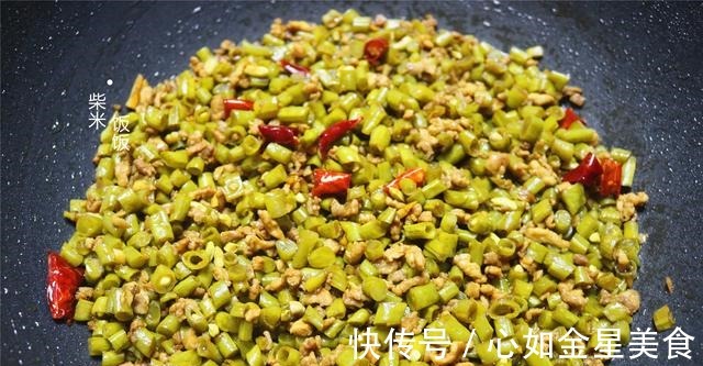 酸豆角|我最喜欢的下饭菜，炒一次吃两天，做法简单，一年四季吃不腻！