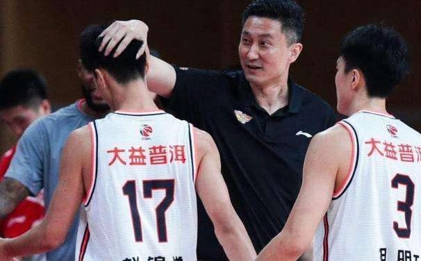 上海男篮|杜锋喜出望外！广东大胜上海男篮42分，宏远“三剑客”狂砍47分