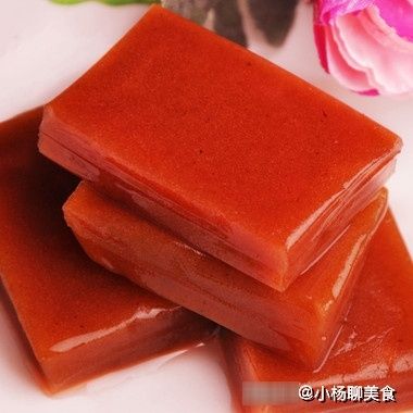 可口|入秋后山楂便宜，买3斤在家做山楂糕，酸甜可口，再也不用买着吃