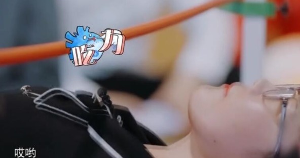 楊洋曾在節(jié)目中和素人女孩做游戲時, 不經(jīng)意間暴露了人品!