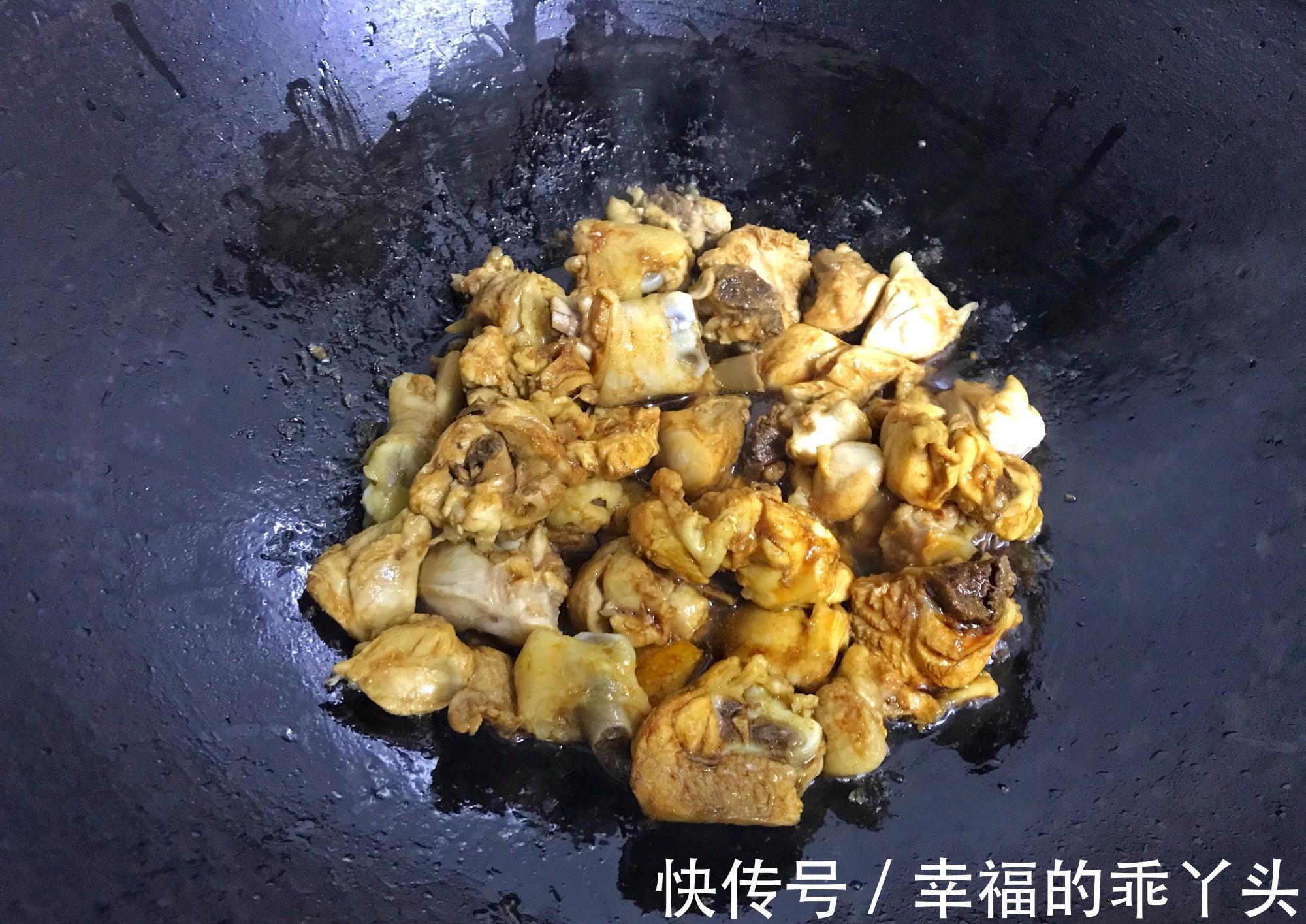 冬天,我家最爱的一道菜,加土豆焖一锅太香了,鲜美滋补又下饭