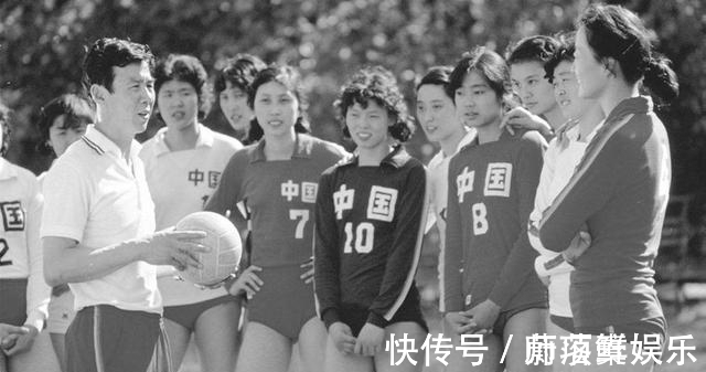 国家队|周晓兰:女排五冠王,郎平回国执教的功臣,事后被迫辞职定居美国