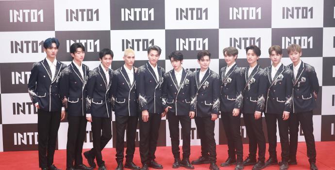 男团 创造营INTO1男团,刘宇打破初C魔咒,伯远年龄最大,刘彰被群嘲