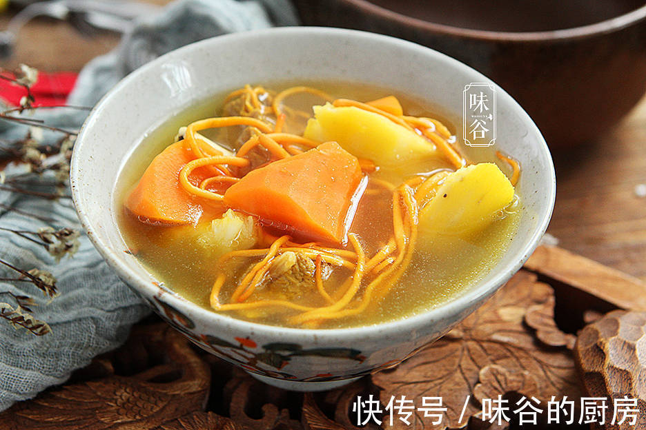 甘甜|初春倒春寒,别忘了给家人喝这汤,鲜美甘甜不油腻,滋养全家人