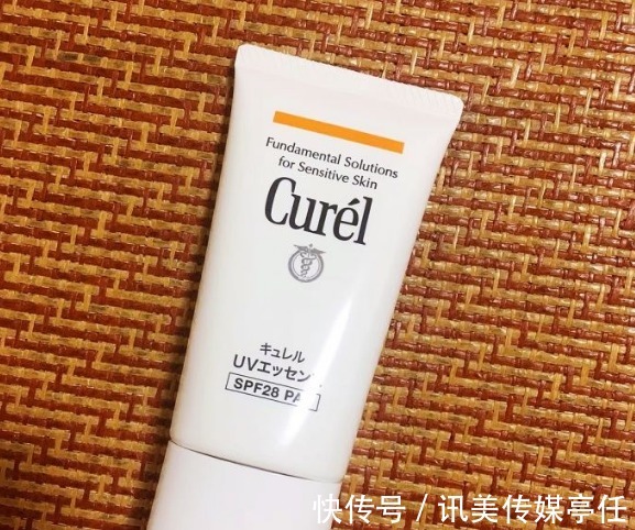 卸妆|这3类常见的女性护肤品,连皮肤科医生都不敢用,姐妹们要谨慎