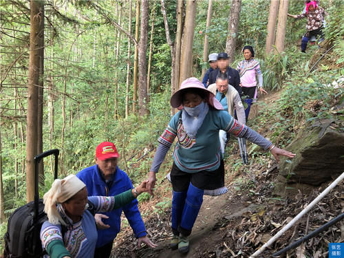 元阳梯田老虎嘴塌方事故后，想走崎岖小路才能到，一次难忘历险记