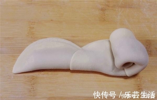 胡萝卜碎|饺子“新包法”,刚上桌儿子就抢着吃,直呼太有创意了!真香!