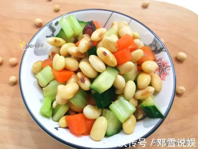 豆浆|黄豆别只知道打豆浆喝!这样2步做一盘,脆嫩清爽钙质高,真简单