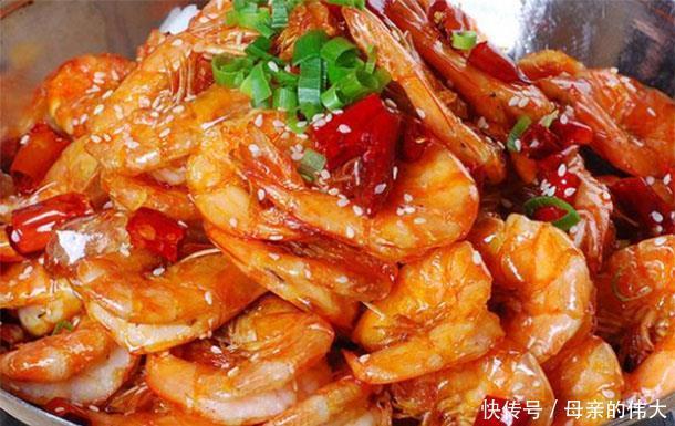 小蛮腰|夏至酷暑孩子爱吃重口味增强食欲,多吃香辣菜,一口一个滋溜冒油