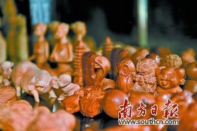 木雕作品|刀锋千转 掌下生花