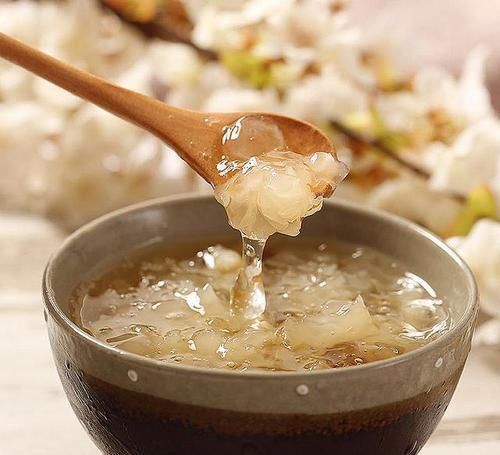 腹部|女人腹部和下半身有赘肉，非常建议常吃几种食物，瘦身营养两不误