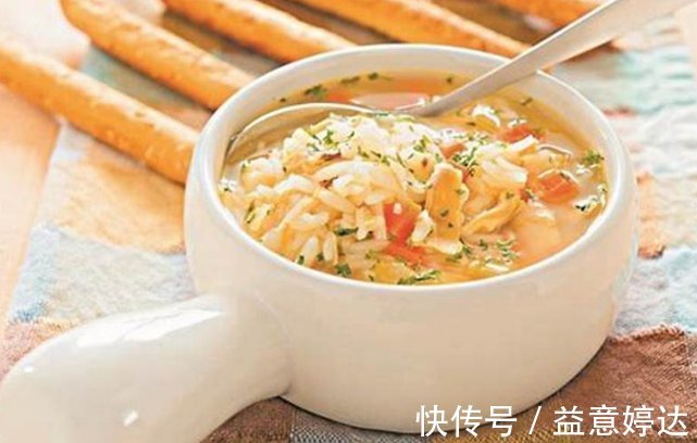 孩子|孩子一岁以前,家长最好不要给他吃这5种辅食,一定要注意