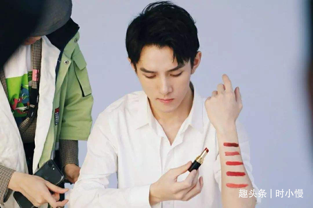 销售员|薇娅李佳琦一晚带货超78亿厉害的人，都是豁得出去的狠人