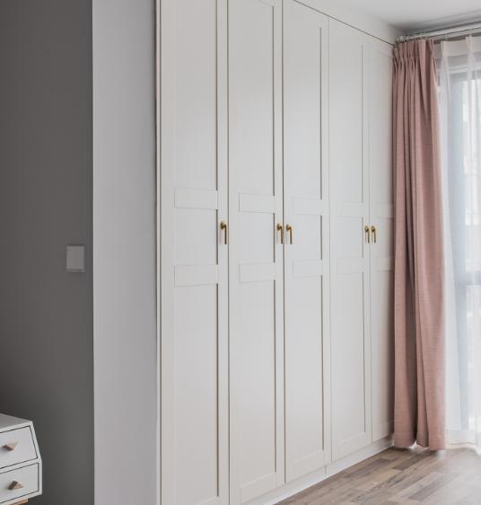 书桌|卧室衣柜不会装好看又实用的衣柜案例,强烈安利给你