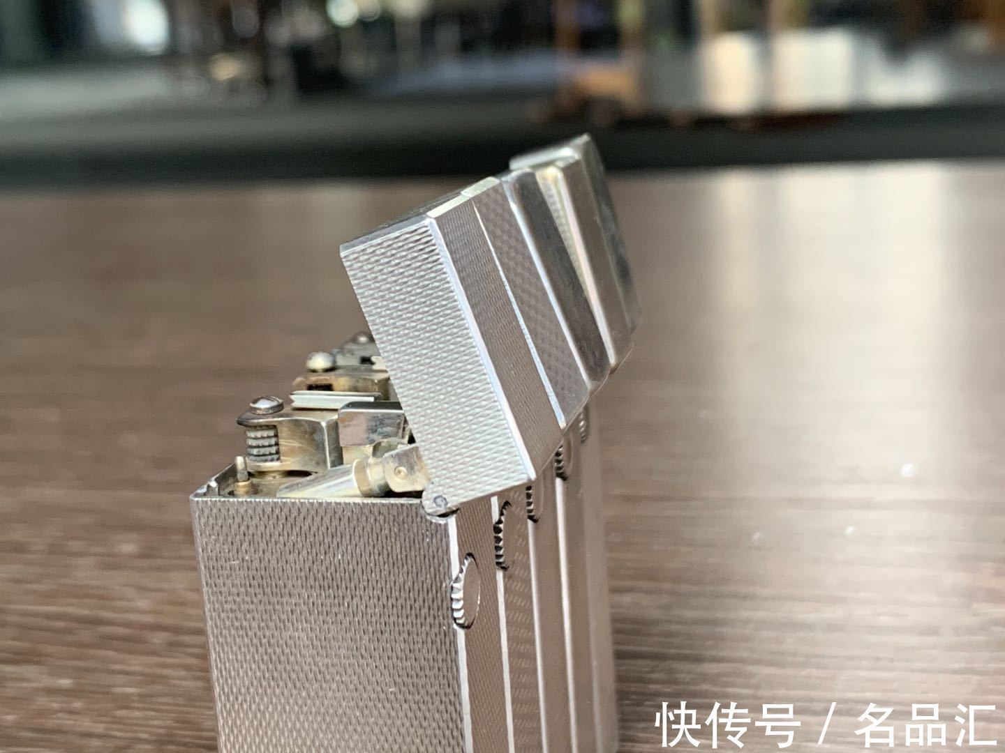 打火机|中古打火机的挑选方法，你知道你的打火机还能用几年吗？