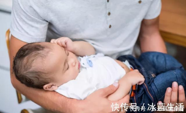 生物钟|孩子从小和谁一起睡觉,会影响他长大后的性格,家长要心里有数