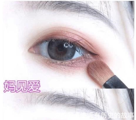 鱼姬|化妆还怕“妈见打”最近火了“妈见爱”眼妆,超级好看不挨打!
