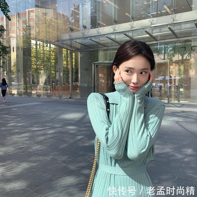 高跟鞋 初秋时髦美妞搭配look!显瘦又温柔,女生要对自己好一点