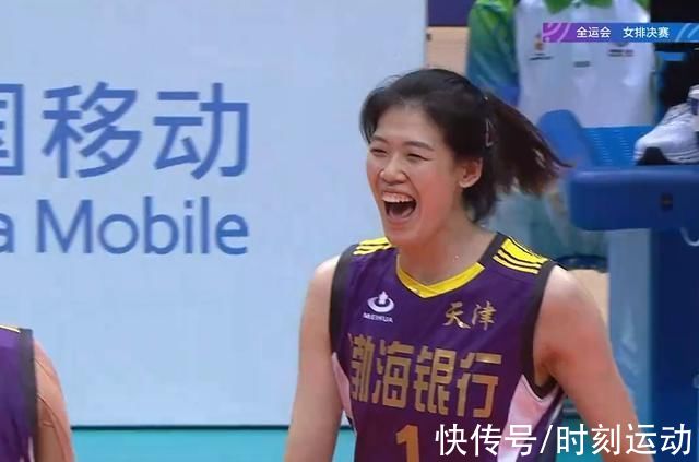 李盈莹|恭喜中国女排新王登基？李盈莹夺冠胜之不武，没袁心玥难赢张常宁