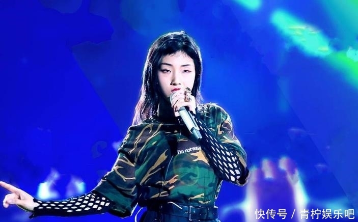 名单|《爆裂舞台》正火热录制,嘉宾名单中爱豆扎堆,而她却是格外不同