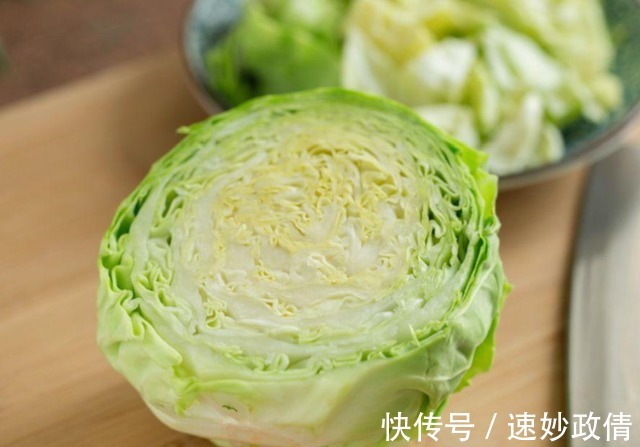 小蛮腰|女性更年期不要太节约,多吃6种碱性食物,加一运动促进雌激素