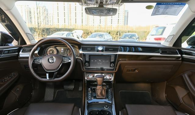 豪华品牌|销量不够，价格来凑，豪华车的品质，月销不足700辆，太尴尬