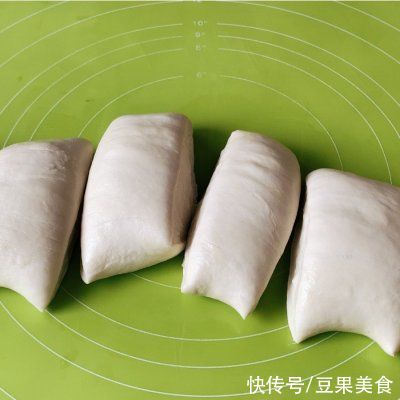  这样做葱油饼，柔软劲道多层