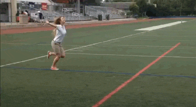 |搞笑GIF:妹子 惊不惊喜 意不意外 下次坐的时候千万要小心