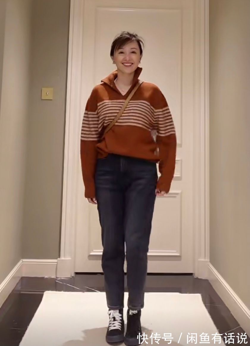 直筒 身高1米56,长相也一般,40岁阿姨却用穿搭圈粉20万,照穿就很美