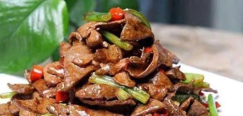 精选几道下酒下饭的家常菜，色香味俱全，简单易学，家人赞不绝口