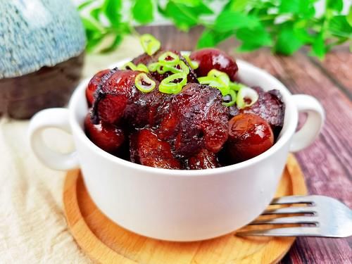 年夜饭“硬菜”-不加1滴水的红烧肉，入口