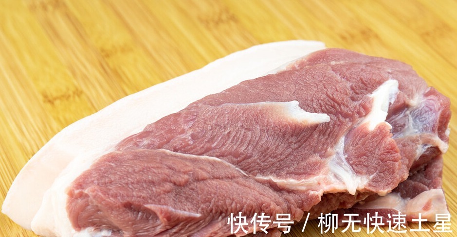 玉米淀粉|炸肉丸，别只会放面粉了，多放3样，丸子外酥里软，凉了也不硬！