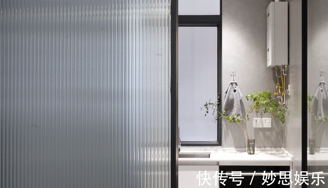 空间|80㎡实用主义装修,简约黑白灰色调,全屋简单又大气