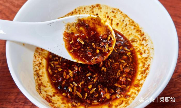 秀厨娘|被“误解”很深的一种肉，其实营养极高，才3元1斤，一煮一炒真香