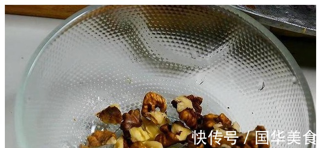 想吃|2个香蕉，2个核桃，花了4年研究，做营养早餐饼，孩子天天想吃