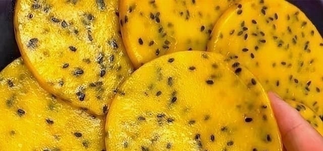 南瓜这样做，好吃又营养，我家隔三差五做，儿子每次吃8个都不够