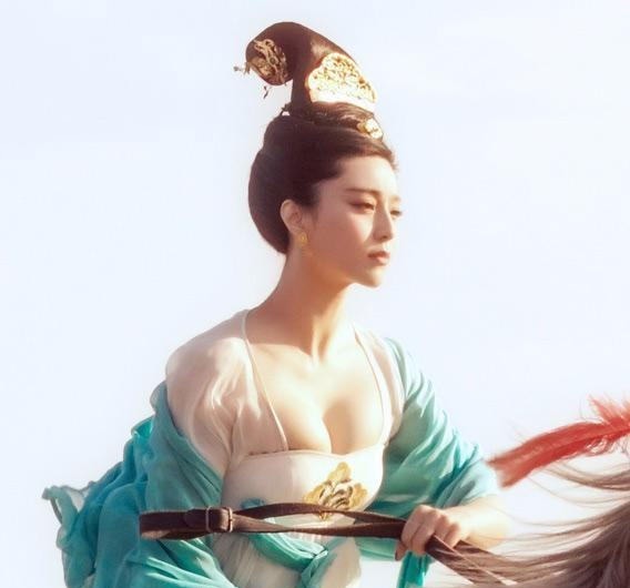 仅次于|26岁二婚成为贵妃，她是唐朝第二传奇的女人，仅次于武则天