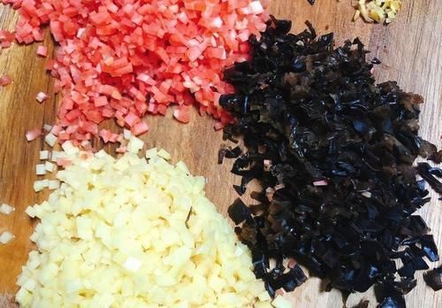 皮薄馅大|教你做生煎包皮酥脆的诀窍，简单易学，皮薄馅大，比发面包的好吃