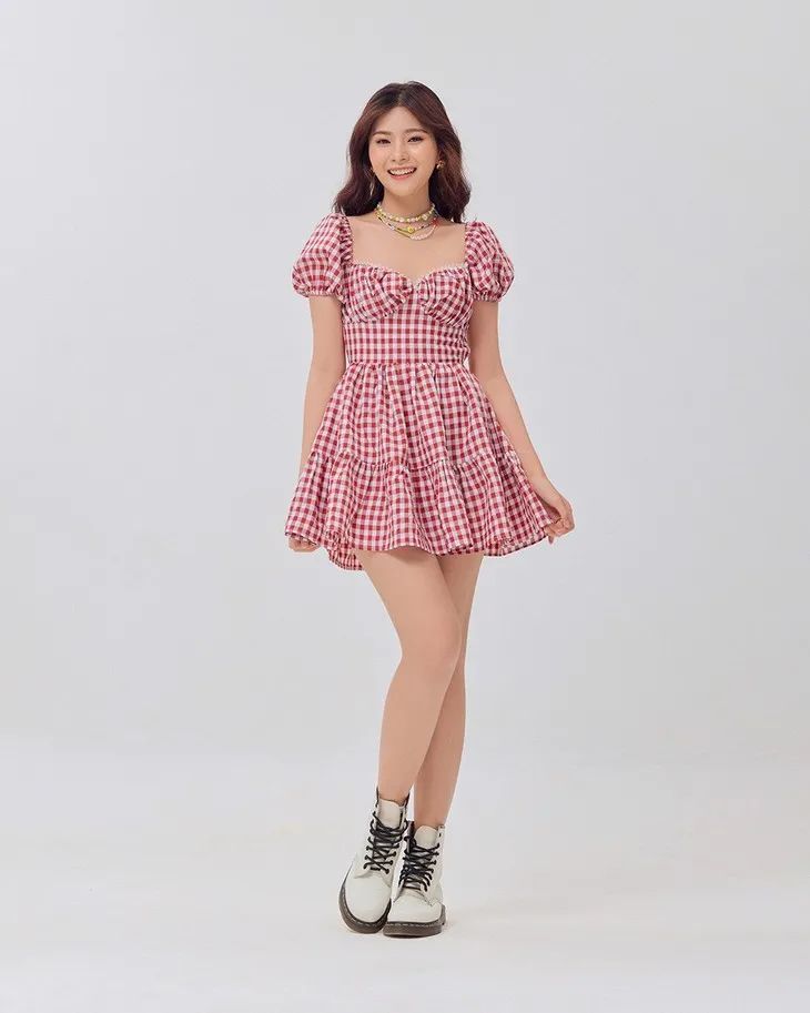 bm|成千上万的女生在三里屯做BM女孩