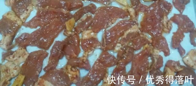 迷迭香|教你一道美味烤肉，醇香可口，营养美味，做法简单，自由搭配！