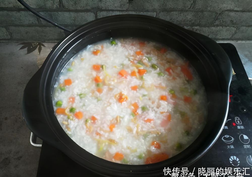 不错|熬白粥时,锅里只加水就不错了!大厨教你这3招,米粥黏稠又好喝