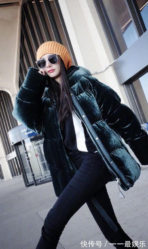 黑裤|称霸衣柜的“万能小黑裤”,搭配大衣羽绒服时髦又显瘦,太上头了