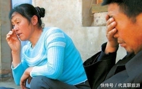 检查|双胞胎长相差别大,老大竟像媳妇前男友,检查结果出来全家乱套了