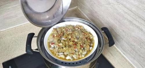 爱吃猪脚的一定要收藏，学会这种家常做法，一大盘都不够吃